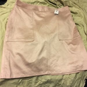 NWT light pink faux suede skirt